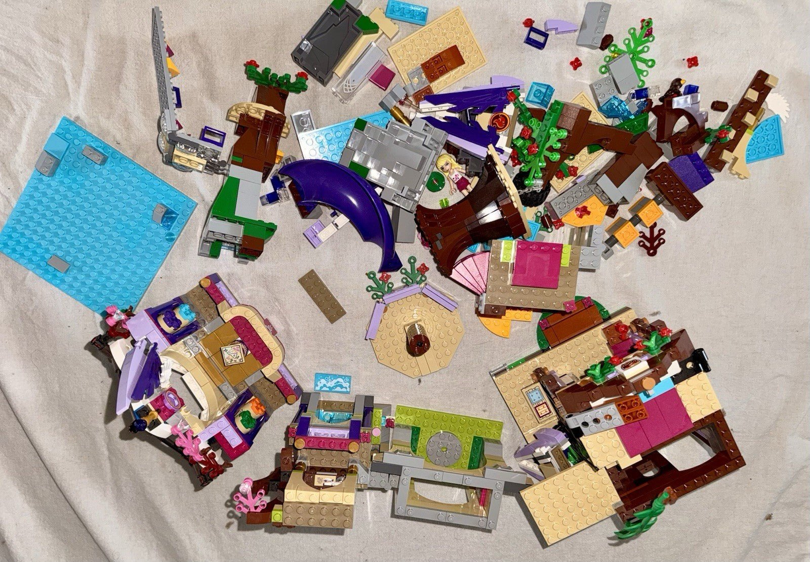 Lego Lot Sets Luxury Boat Buildings People 5+ Lbs. - AntiquesEtceteraLego Lot Sets Luxury Boat Buildings People 5+ Lbs.LEGOAntiquesEtcetera