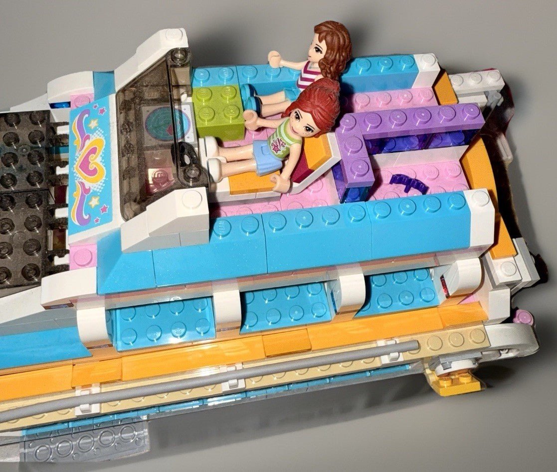Lego Lot Sets Luxury Boat Buildings People 5+ Lbs. - AntiquesEtceteraLego Lot Sets Luxury Boat Buildings People 5+ Lbs.LEGOAntiquesEtcetera