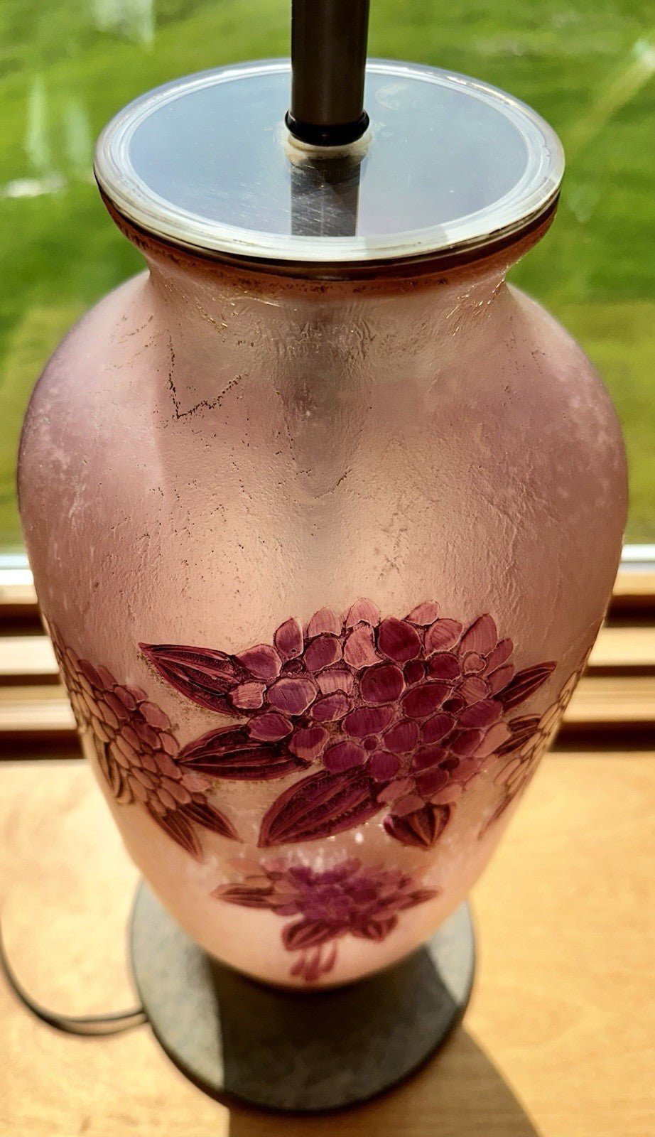 LeGras Cameo Art Glass Table Lamp France Signed Lavender Lilacs - Pink Stunning! - AntiquesEtceteraLeGras Cameo Art Glass Table Lamp France Signed Lavender Lilacs - Pink Stunning!LeGrasAntiquesEtcetera