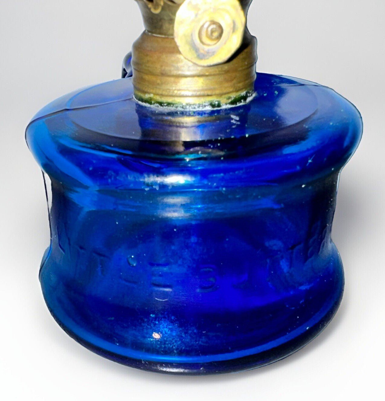 Little Buttercup Miniature Oil Kerosene Lamp Lovely Blue Glass + Burner, Chimney - AntiquesEtceteraLittle Buttercup Miniature Oil Kerosene Lamp Lovely Blue Glass + Burner, ChimneyAntiqueAntiquesEtcetera