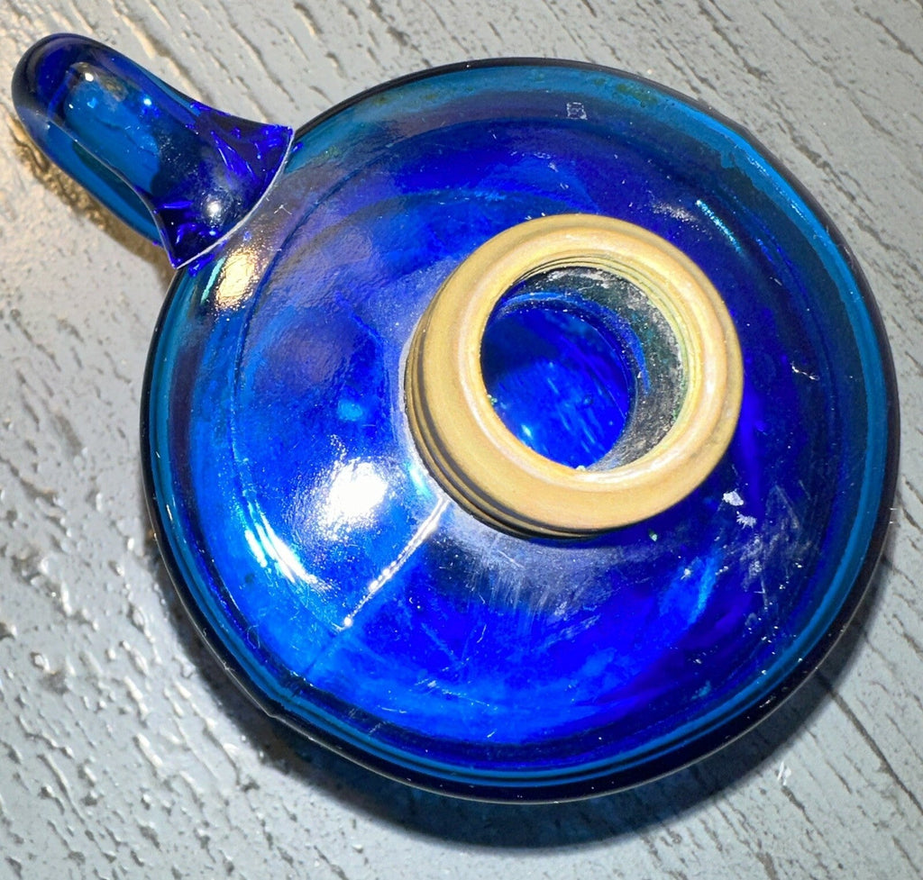 Little Buttercup Miniature Oil Kerosene Lamp Lovely Blue Glass + Burner, Chimney - AntiquesEtceteraLittle Buttercup Miniature Oil Kerosene Lamp Lovely Blue Glass + Burner, ChimneyAntiqueAntiquesEtcetera