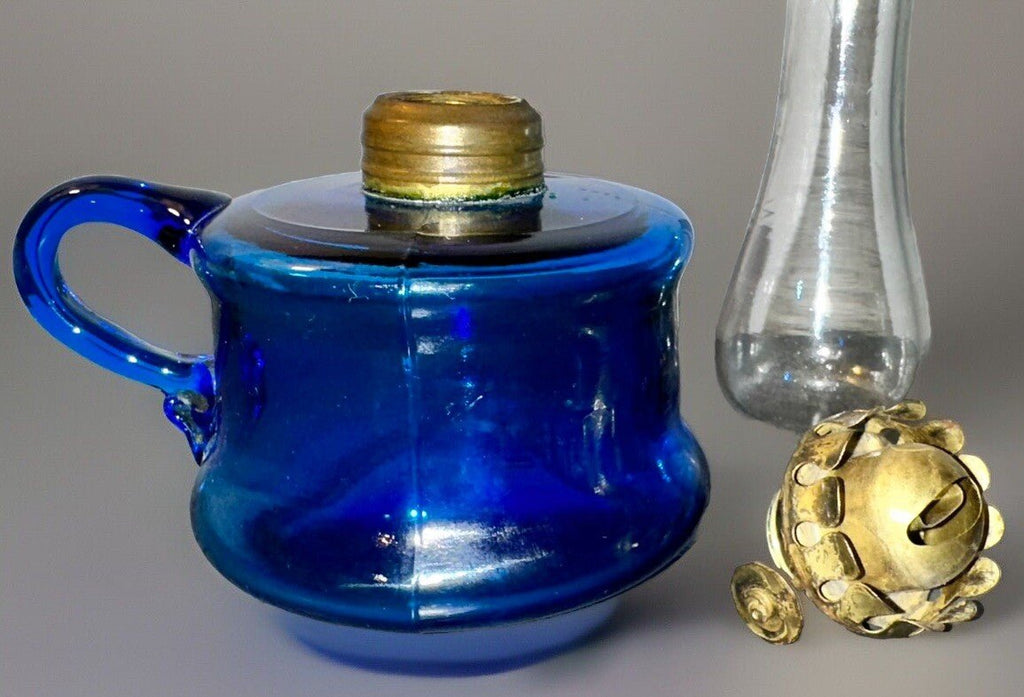 Little Buttercup Miniature Oil Kerosene Lamp Lovely Blue Glass + Burner, Chimney - AntiquesEtceteraLittle Buttercup Miniature Oil Kerosene Lamp Lovely Blue Glass + Burner, ChimneyAntiqueAntiquesEtcetera