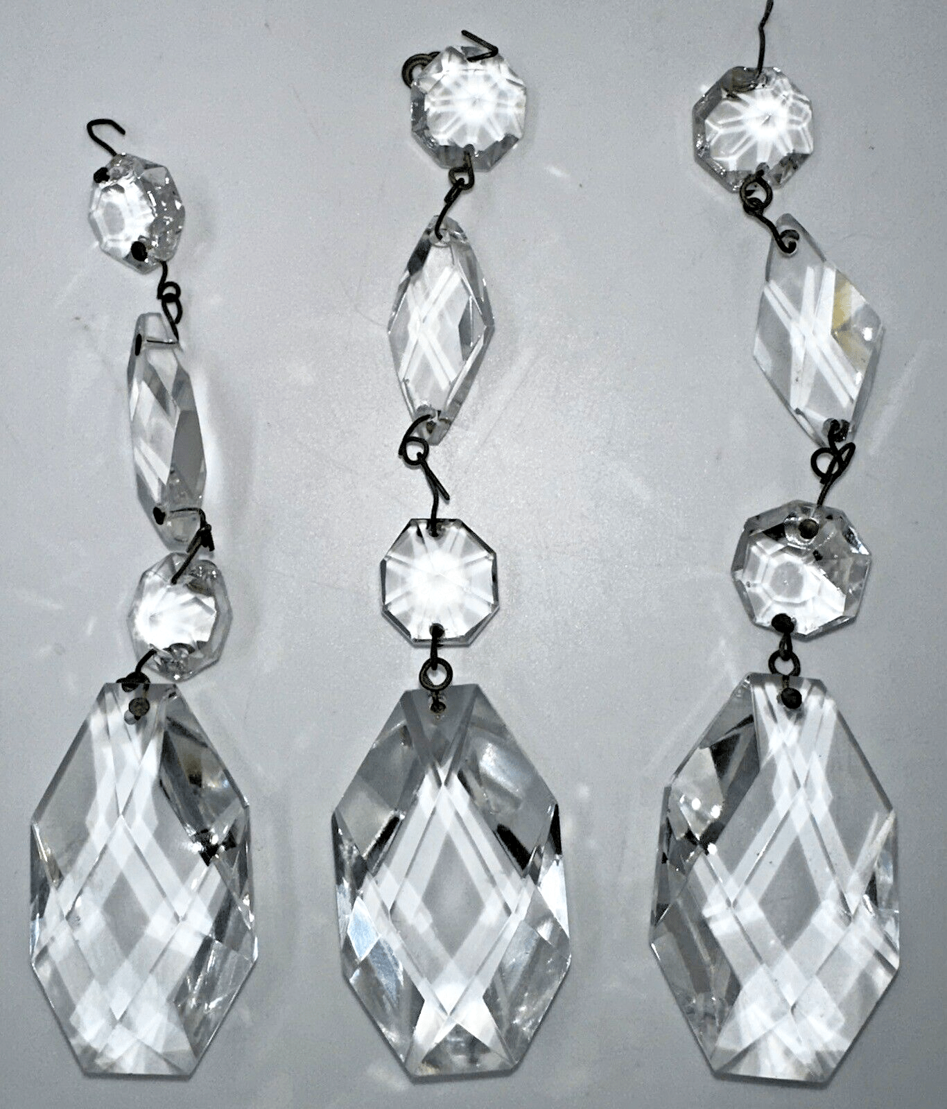 Lot of 3 Cut Crystal Pendalogues Suspended, Octagon Beads & Diamonds 5 3/4" Drop - AntiquesEtceteraLot of 3 Cut Crystal Pendalogues Suspended, Octagon Beads & Diamonds 5 3/4" DropUnbrandedAntiquesEtcetera