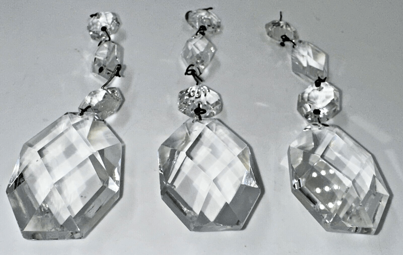 Lot of 3 Cut Crystal Pendalogues Suspended, Octagon Beads & Diamonds 5 3/4" Drop - AntiquesEtceteraLot of 3 Cut Crystal Pendalogues Suspended, Octagon Beads & Diamonds 5 3/4" DropUnbrandedAntiquesEtcetera