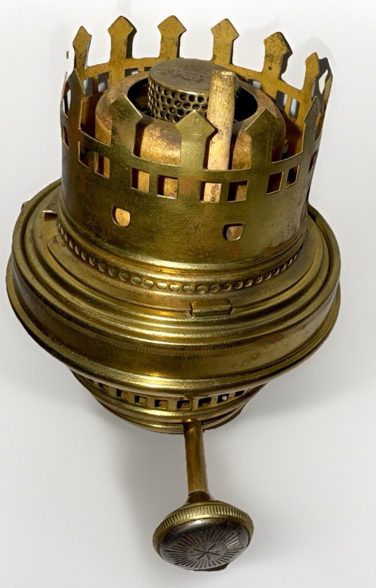 M - 1914 Kronos Key Lift Kerosene Oil Lamp Burner 1 1/2" Thread Brass German Hasag - AntiquesEtceteraM - 1914 Kronos Key Lift Kerosene Oil Lamp Burner 1 1/2" Thread Brass German HasagKronos / HasagAntiquesEtcetera