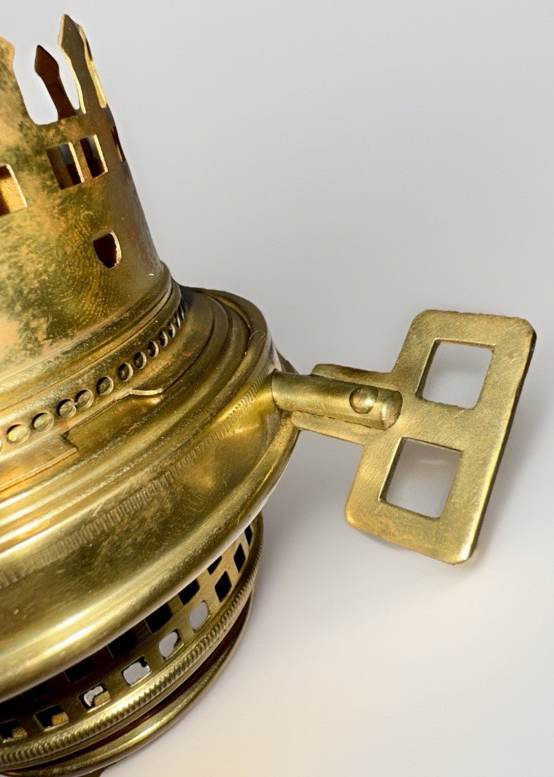 M - 1914 Kronos Key Lift Kerosene Oil Lamp Burner 1 1/2" Thread Brass German Hasag - AntiquesEtceteraM - 1914 Kronos Key Lift Kerosene Oil Lamp Burner 1 1/2" Thread Brass German HasagKronos / HasagAntiquesEtcetera