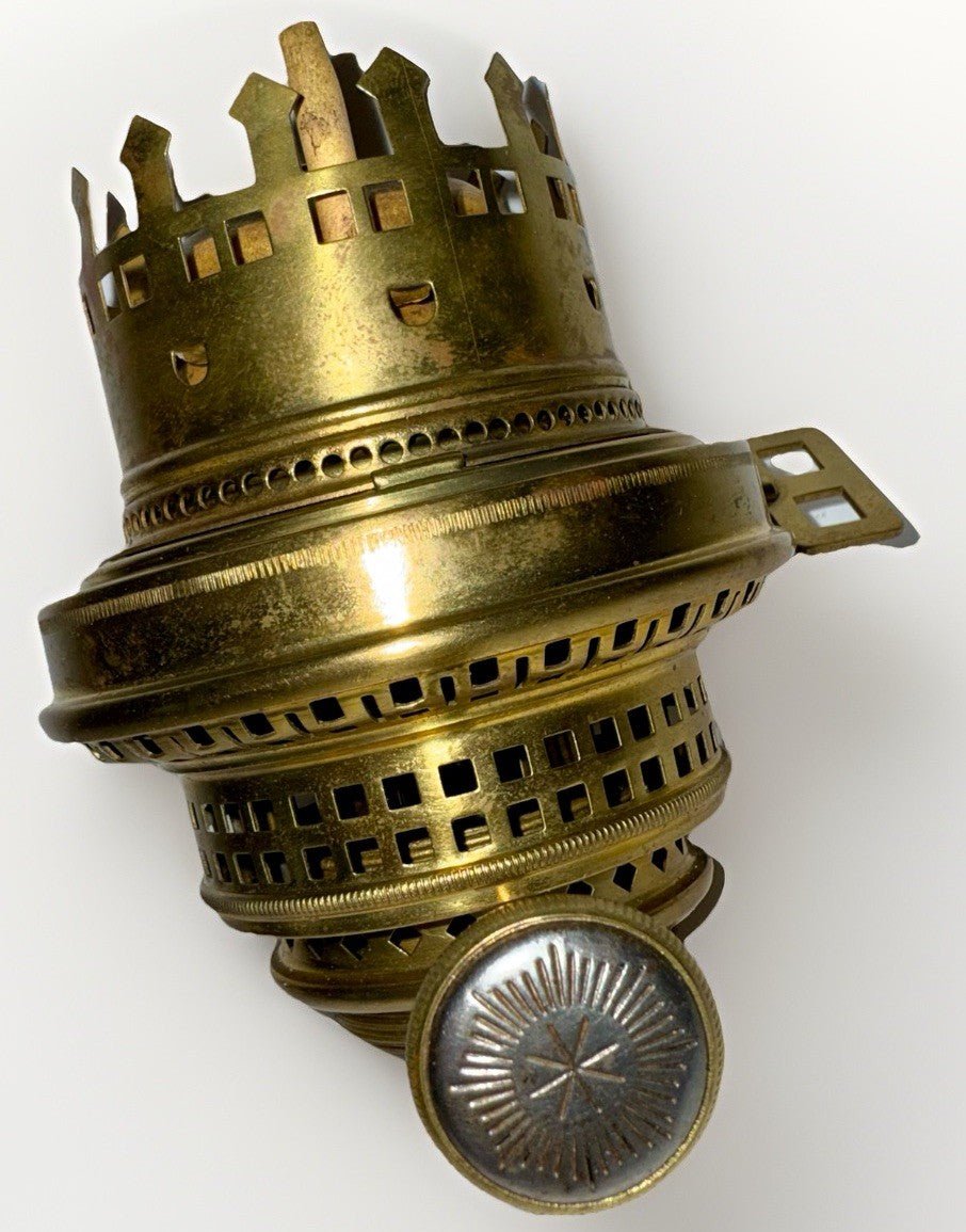 M - 1914 Kronos Key Lift Kerosene Oil Lamp Burner 1 1/2" Thread Brass German Hasag - AntiquesEtceteraM - 1914 Kronos Key Lift Kerosene Oil Lamp Burner 1 1/2" Thread Brass German HasagKronos / HasagAntiquesEtcetera