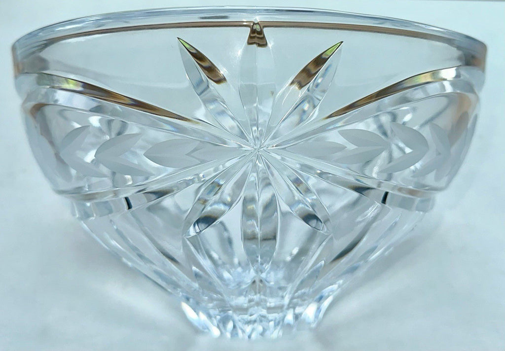 Mikasa Crystal Center Bowl Rare Park Rose Discontinued Pattern 9" Original Box - AntiquesEtceteraMikasa Crystal Center Bowl Rare Park Rose Discontinued Pattern 9" Original BoxMikasaAntiquesEtcetera