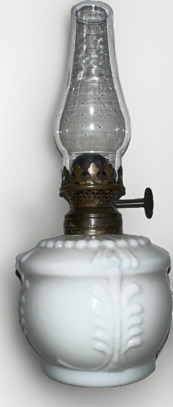 Miniature Oil Kerosene Stand Lamp Milk Glass Smith I Fig. 53 Virginia Complete - AntiquesEtceteraMiniature Oil Kerosene Stand Lamp Milk Glass Smith I Fig. 53 Virginia CompleteAntiqueAntiquesEtcetera