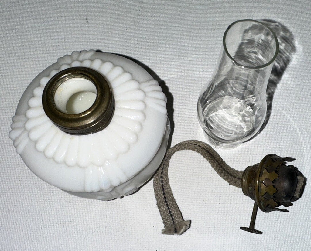 Miniature Oil Kerosene Stand Lamp Milk Glass Smith I Fig. 53 Virginia Complete - AntiquesEtceteraMiniature Oil Kerosene Stand Lamp Milk Glass Smith I Fig. 53 Virginia CompleteAntiqueAntiquesEtcetera