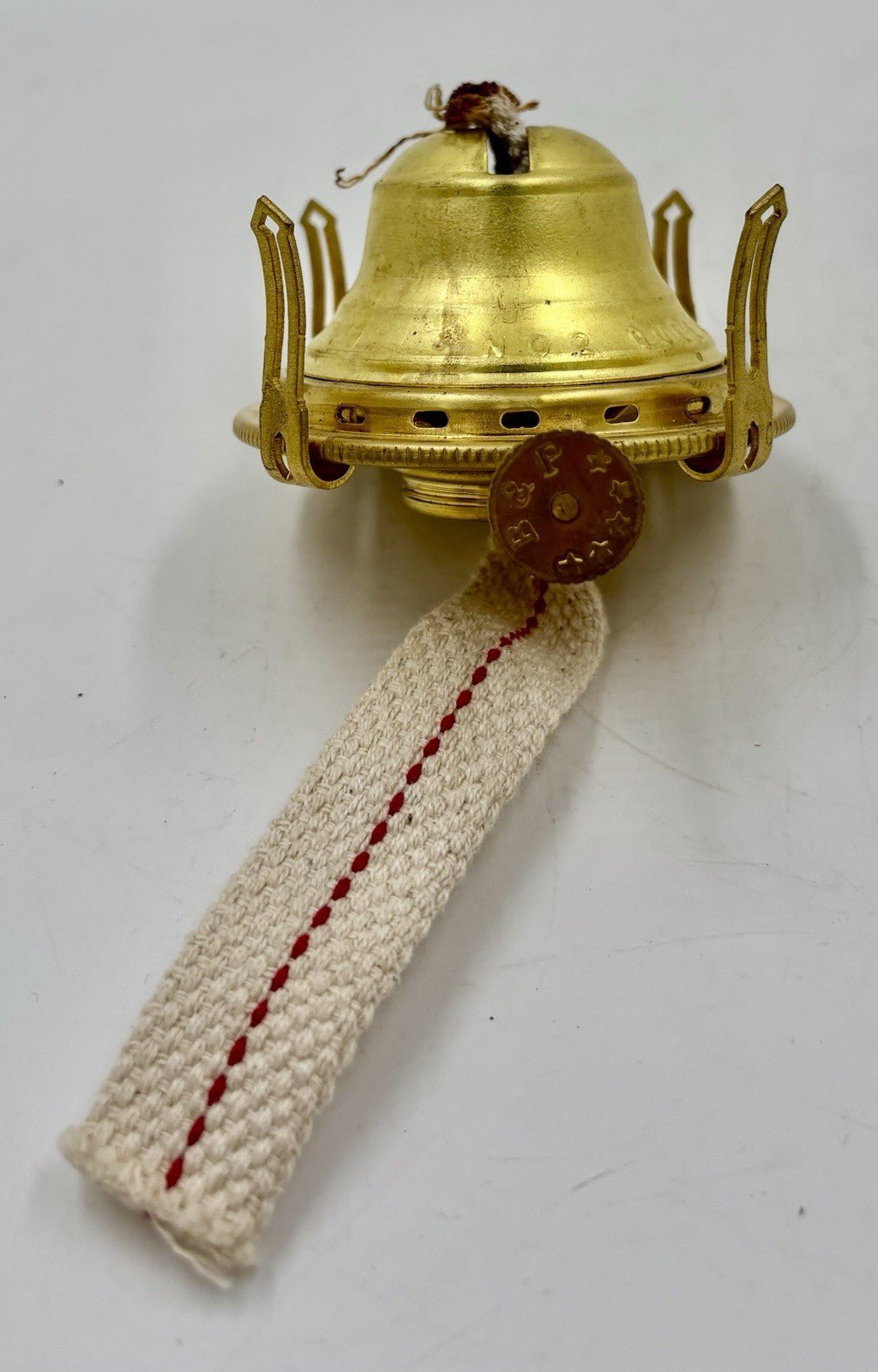 No 2 Brass Kerosene Oil Lamp Burner B&P Queen Anne w/ Glass Chimney - AntiquesEtceteraNo 2 Brass Kerosene Oil Lamp Burner B&P Queen Anne w/ Glass ChimneyAntiqueAntiquesEtcetera
