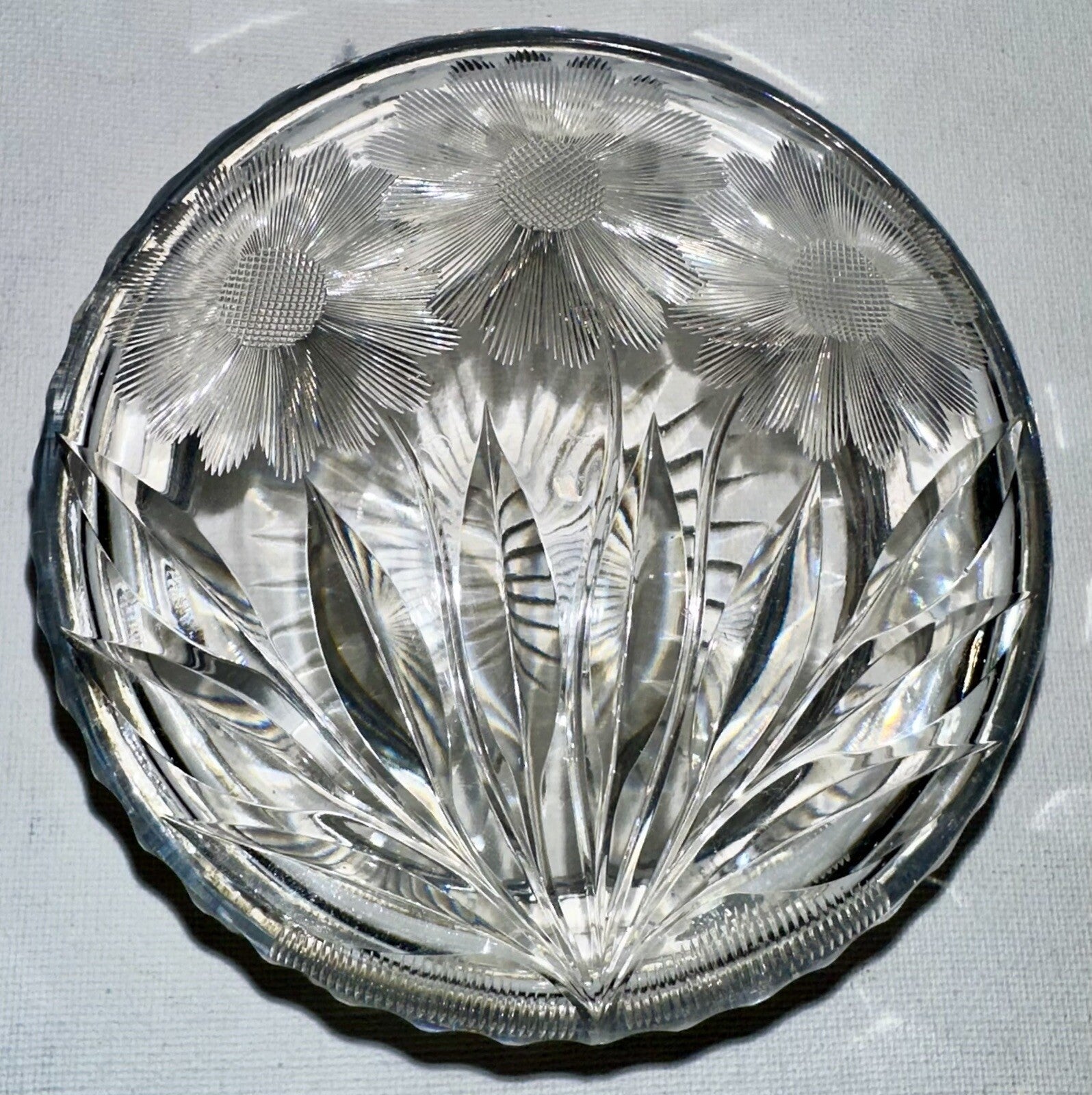 Pairpoint Daisy & Butterfly Dresser Box American Brilliant Cut Glass Pattern 539 - AntiquesEtceteraPairpoint Daisy & Butterfly Dresser Box American Brilliant Cut Glass Pattern 539AntiquesEtceteraAntiquesEtcetera