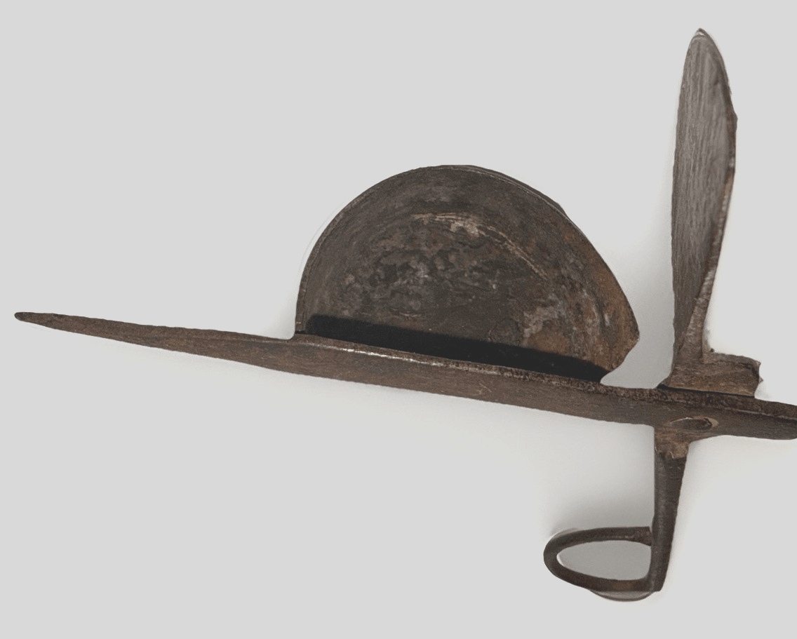 Primitive Wrought Iron Wick Trimmer / Snuffer Shears 6 5/8" - AntiquesEtceteraPrimitive Wrought Iron Wick Trimmer / Snuffer Shears 6 5/8"UnbrandedAntiquesEtcetera