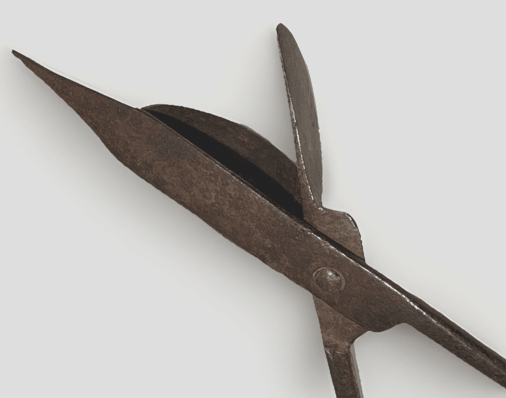Primitive Wrought Iron Wick Trimmer / Snuffer Shears 6 5/8" - AntiquesEtceteraPrimitive Wrought Iron Wick Trimmer / Snuffer Shears 6 5/8"UnbrandedAntiquesEtcetera