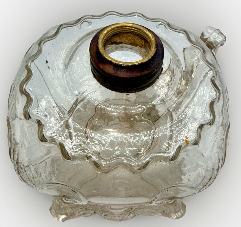 Princess Feather Footed Hand Oil Lamp Kerosene Unusual Variation of Handle THURO - AntiquesEtceteraPrincess Feather Footed Hand Oil Lamp Kerosene Unusual Variation of Handle THUROAntiqueAntiquesEtcetera