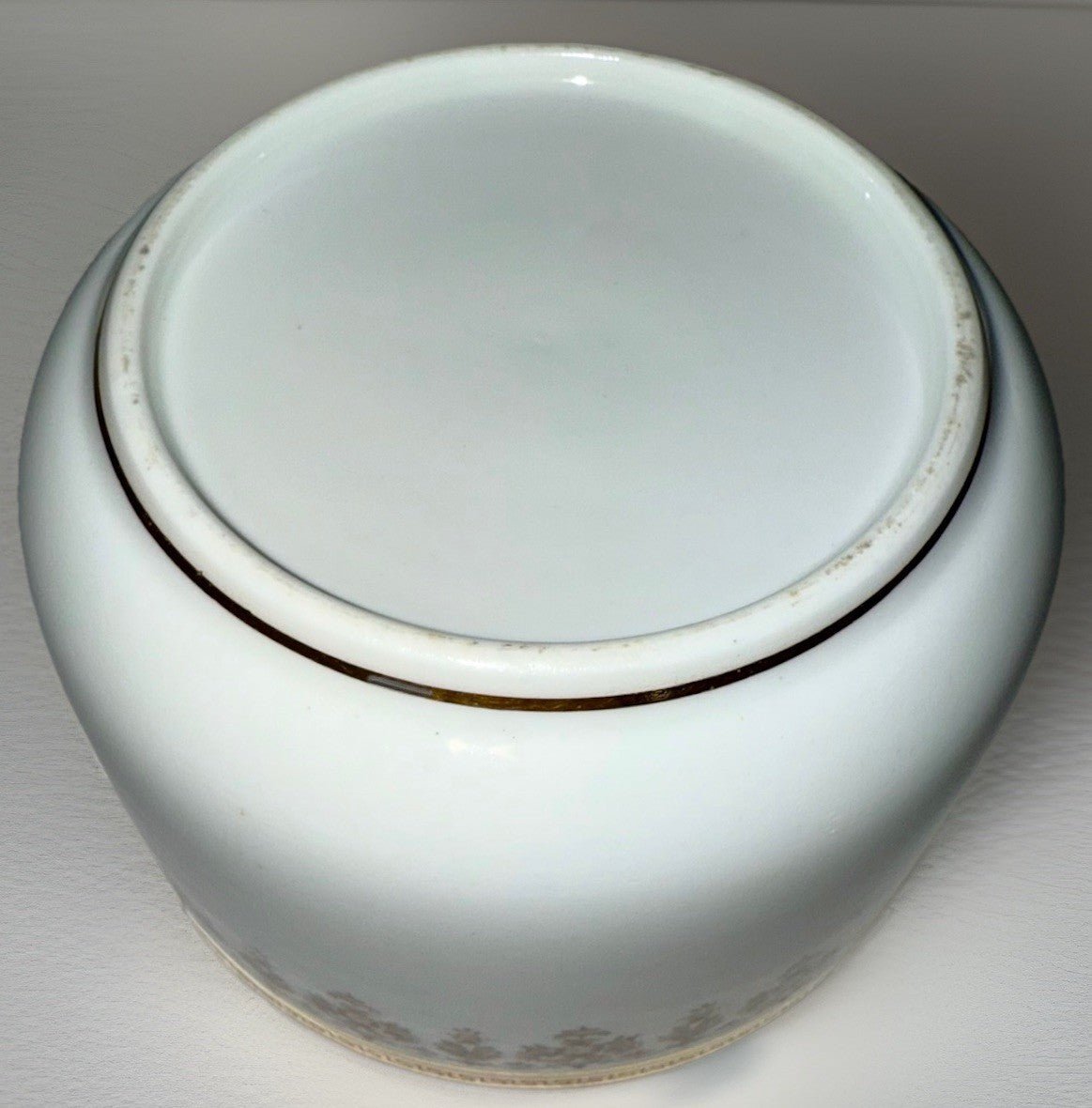Royal Cauldon H8713 Porcelain Serving Bowl Gold Rim w/ Greek Key 3 3/8" Deep - AntiquesEtceteraRoyal Cauldon H8713 Porcelain Serving Bowl Gold Rim w/ Greek Key 3 3/8" DeepRoyal CauldonAntiquesEtcetera