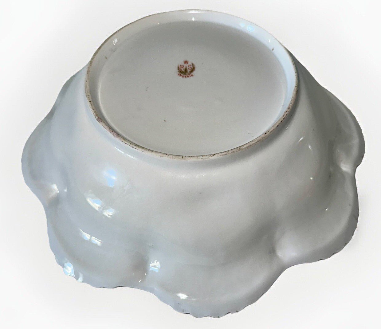 RS Prussia Serving Bowl Scalloped Rim Rose & Hyacinth Bouquet 10 7/8" Antique - AntiquesEtceteraRS Prussia Serving Bowl Scalloped Rim Rose & Hyacinth Bouquet 10 7/8" AntiqueRS PrussiaAntiquesEtcetera