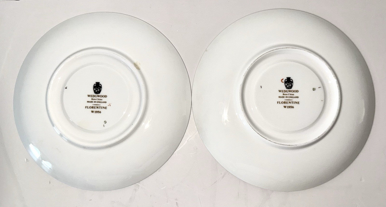 Set 2 Wedgwood Florentine Bone China Cream Soup Bowl & Saucer Griffin Bands Blue - AntiquesEtceteraSet 2 Wedgwood Florentine Bone China Cream Soup Bowl & Saucer Griffin Bands BlueWedgwoodAntiquesEtcetera
