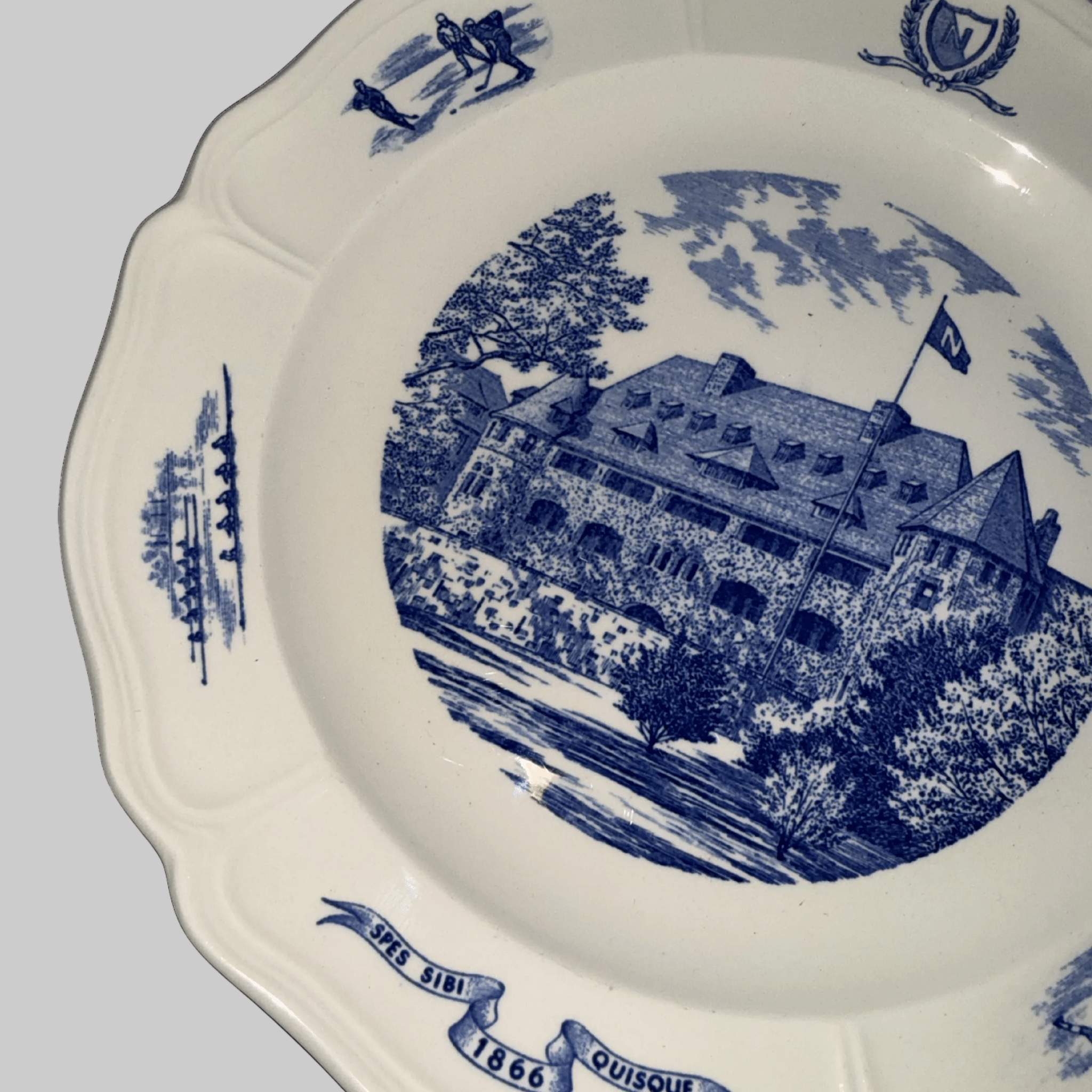 Set of 6 Wedgwood Noble and Greenough School Commemorative Plates – Spes Sibi Quisque 1866 – Shreve Crump & Low Boston - AntiquesEtceteraSet of 6 Wedgwood Noble and Greenough School Commemorative Plates – Spes Sibi Quisque 1866 – Shreve Crump & Low BostonElegant / Collectible DinnerwareWedgwoodAntiquesEtcetera