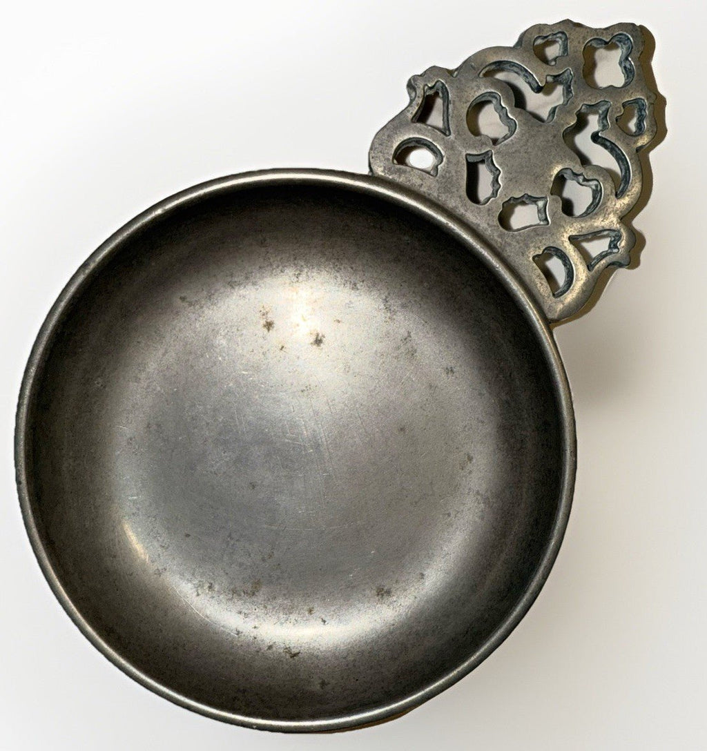 Stede Pewter Porringer Filigree Handle Horsehead Hallmark Danforth Collection - AntiquesEtceteraStede Pewter Porringer Filigree Handle Horsehead Hallmark Danforth CollectionStedeAntiquesEtcetera