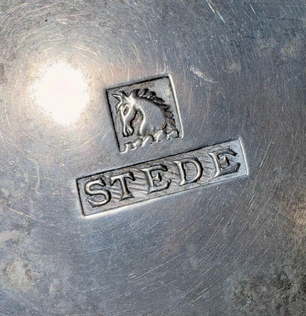Stede Pewter Porringer Filigree Handle Horsehead Hallmark Danforth Collection - AntiquesEtceteraStede Pewter Porringer Filigree Handle Horsehead Hallmark Danforth CollectionStedeAntiquesEtcetera