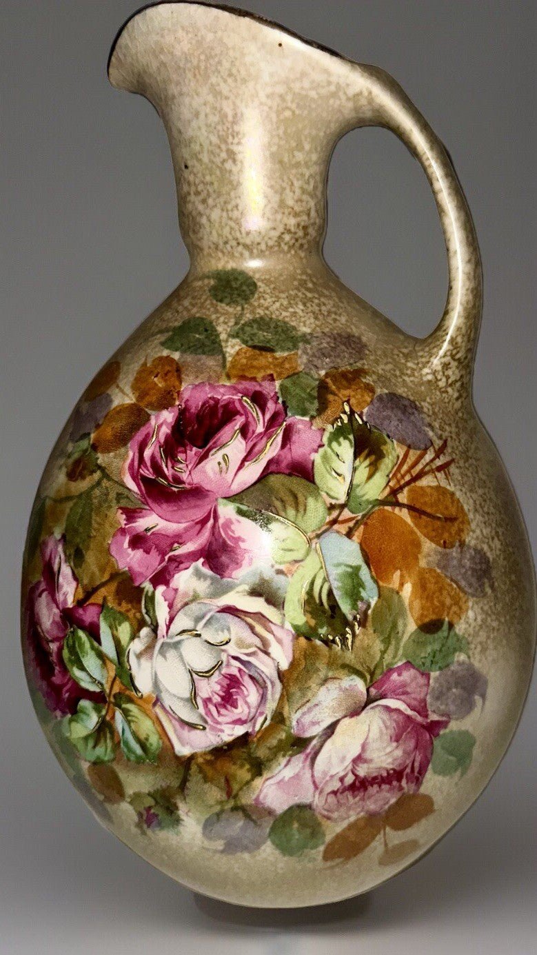 Stellmacher Turn Teplitz Amphora Ewer Pitcher Glorious Pink Roses with Gold Gilt - AntiquesEtceteraStellmacher Turn Teplitz Amphora Ewer Pitcher Glorious Pink Roses with Gold GiltAlfred Stellmacher Turn TeplitzAntiquesEtcetera