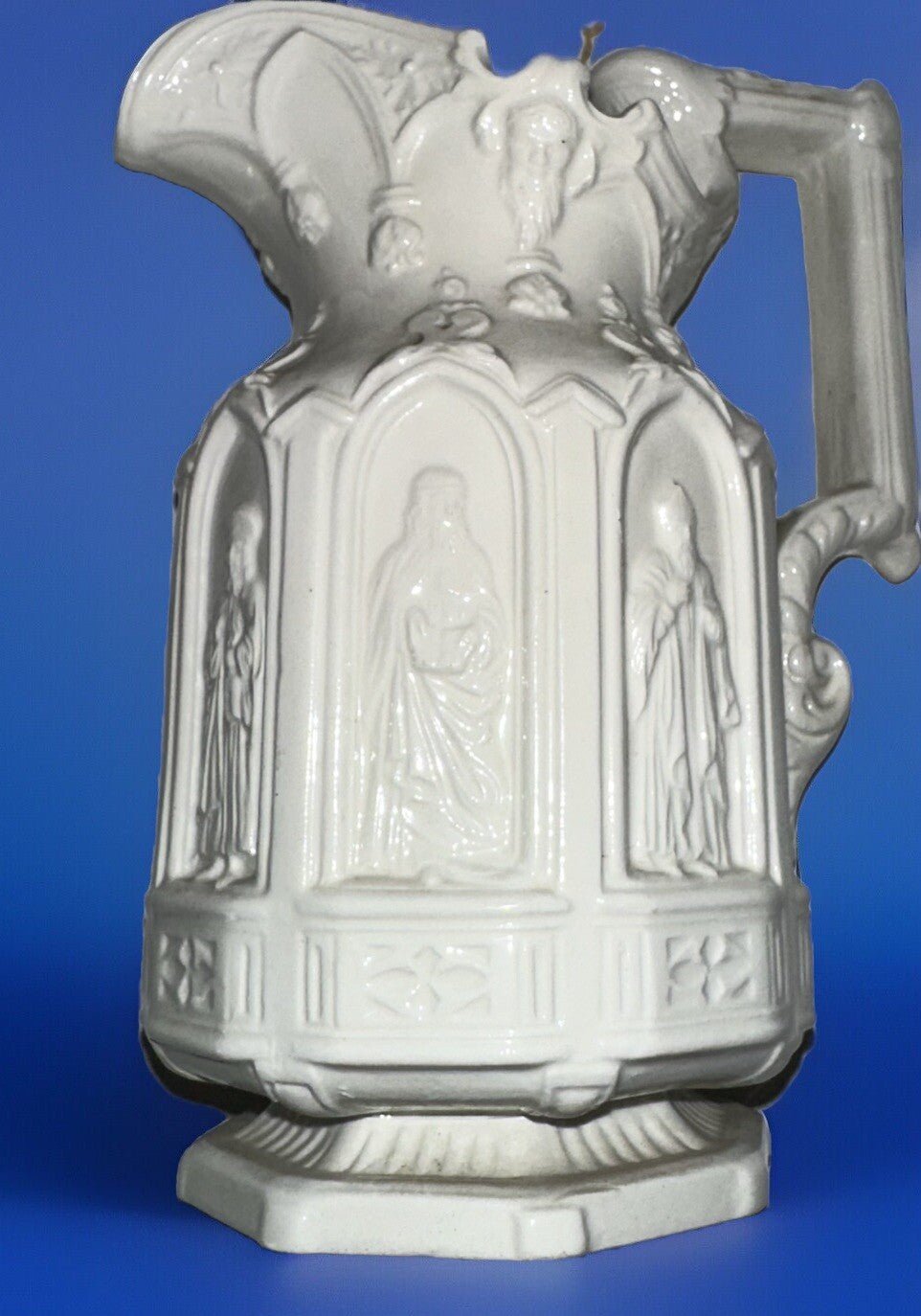 Stoneware The Apostles Pitcher Creamer Made in Italy Exquisite Detail No Damage - AntiquesEtceteraStoneware The Apostles Pitcher Creamer Made in Italy Exquisite Detail No DamageAntiquesEtceteraAntiquesEtcetera