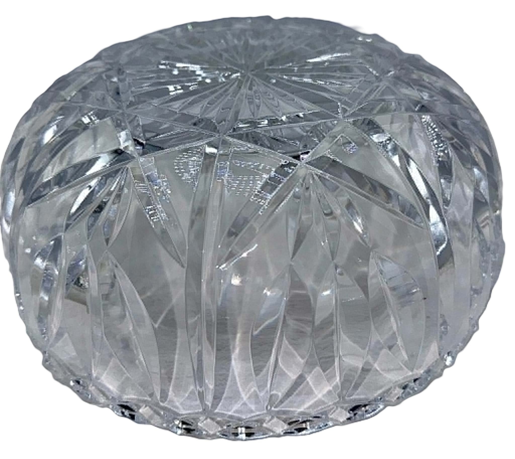 Stunning Waterford Crystal 10" Centerpiece Bowl with Tulip Garden Motif - AntiquesEtceteraStunning Waterford Crystal 10" Centerpiece Bowl with Tulip Garden MotifElegant GlassWaterfordAntiquesEtcetera