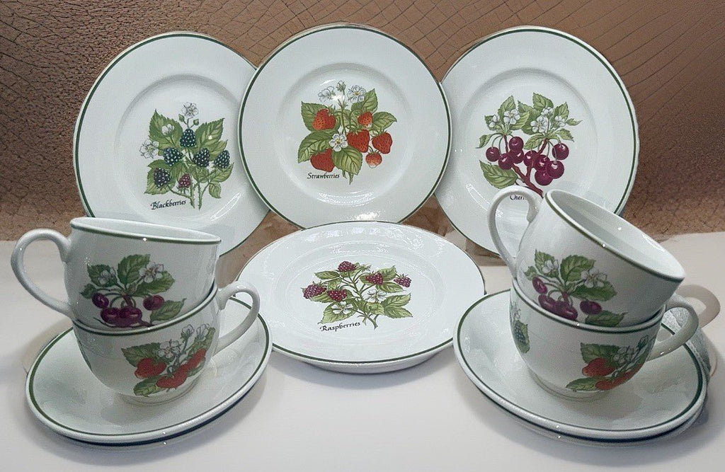 Tiffany & Co NY Fruit Staffordshire Garden Dessert Service for 4 Johnson Bros. - AntiquesEtceteraTiffany & Co NY Fruit Staffordshire Garden Dessert Service for 4 Johnson Bros.Tiffany & Co.AntiquesEtcetera
