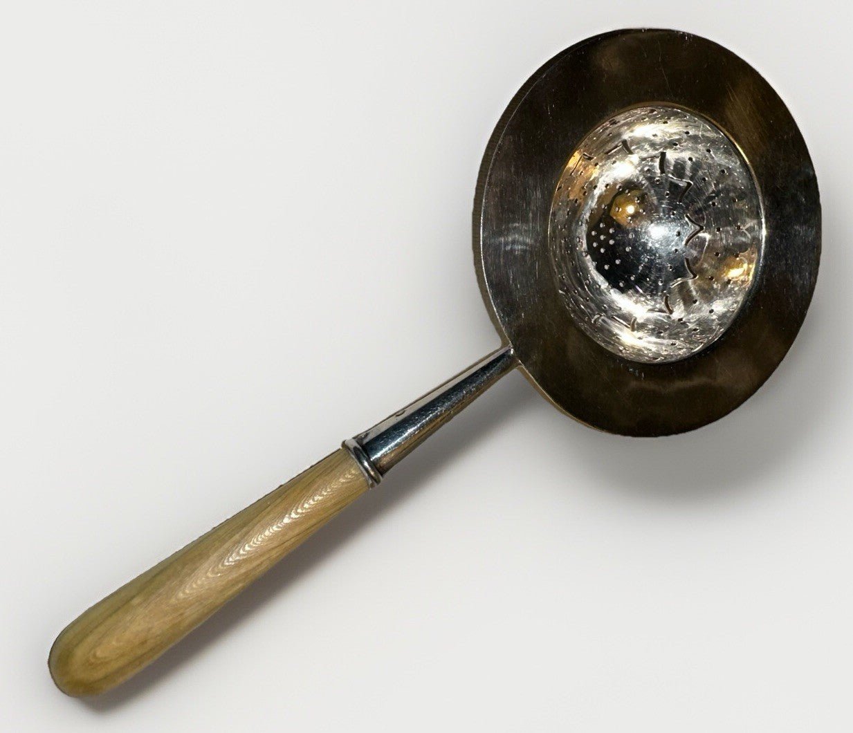Tiffany & Co Silver Plate Tea Strainer w/ Fruitwood Handle & Silver Holder / Cup - AntiquesEtceteraTiffany & Co Silver Plate Tea Strainer w/ Fruitwood Handle & Silver Holder / CupTiffany & Co.AntiquesEtcetera