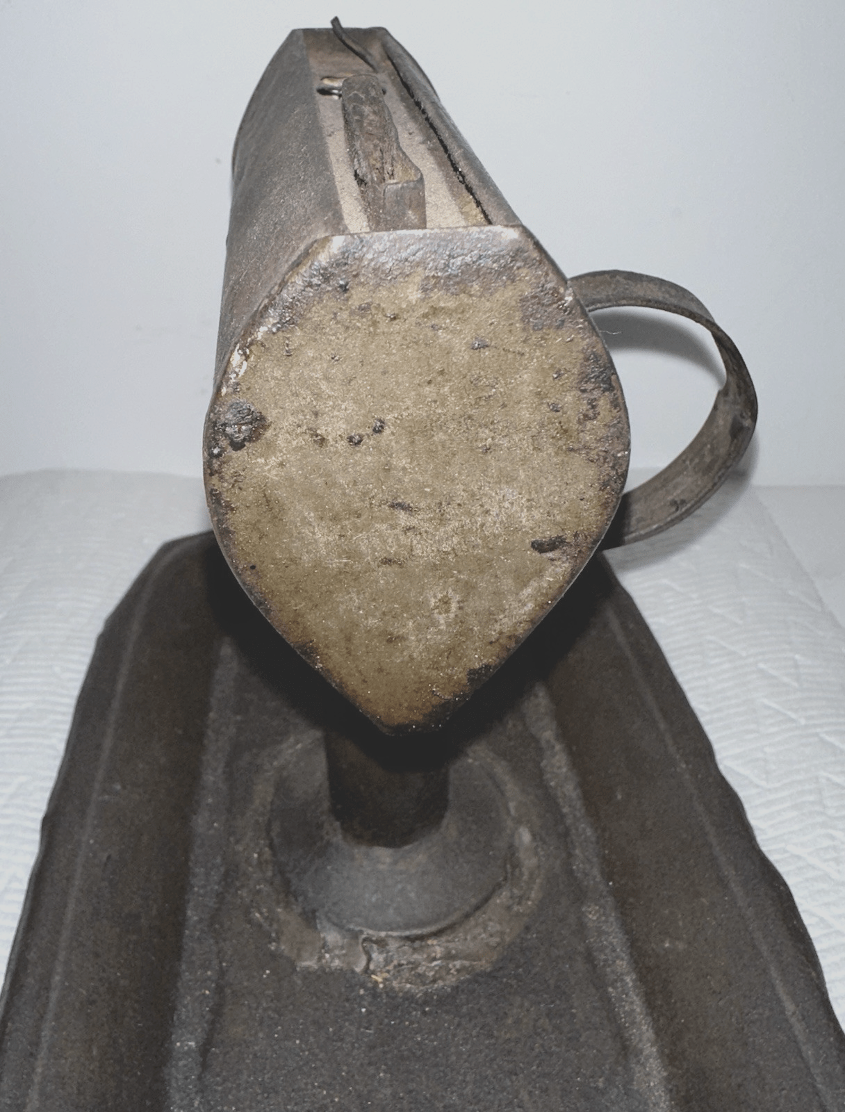 Unusual Primitive Lard Whale Oil Hand Lamp w/ Large Drip Catcher Tray Base 1700s - AntiquesEtceteraUnusual Primitive Lard Whale Oil Hand Lamp w/ Large Drip Catcher Tray Base 1700sAntiqueAntiquesEtcetera