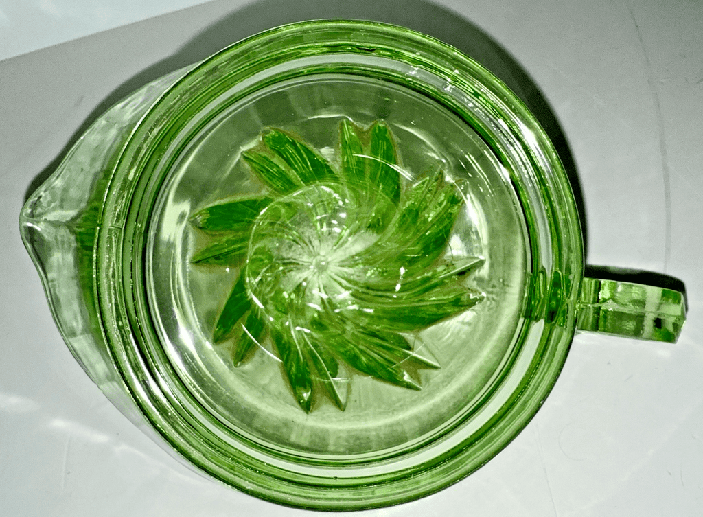 Uranium Green Glass Juicer Reamer Bowl w/ Diagonal Swirled Center, Pour Spout - AntiquesEtceteraUranium Green Glass Juicer Reamer Bowl w/ Diagonal Swirled Center, Pour SpoutUnmarkedAntiquesEtcetera