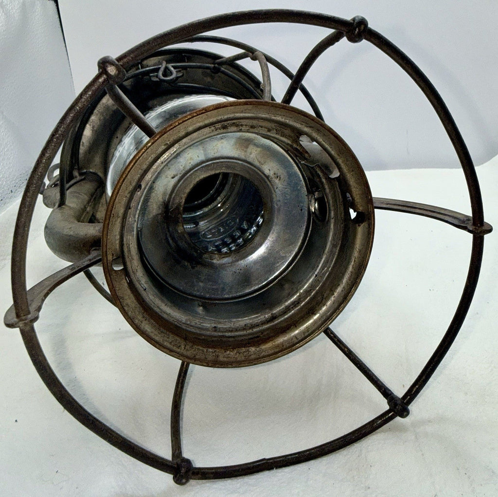 Vintage D.L. & W. Railroad Lantern Dietz Vestal NY Delaware Lackawanna & Western - AntiquesEtceteraVintage D.L. & W. Railroad Lantern Dietz Vestal NY Delaware Lackawanna & WesternDietzAntiquesEtcetera