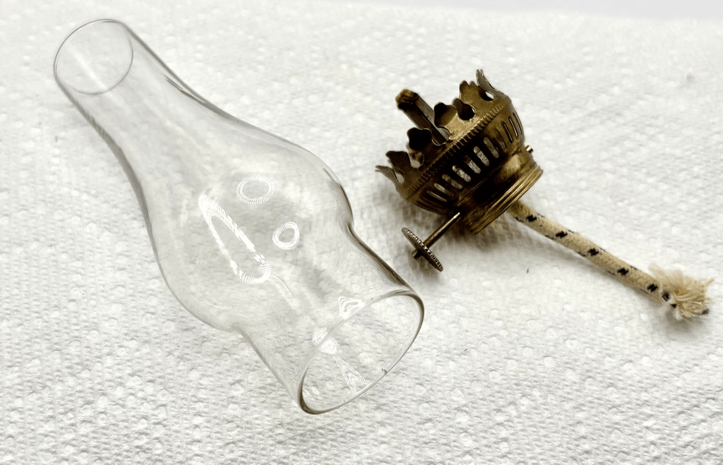 Vintage No 1/0 miniature Pixie Wick Kerosene Oil Lamp Burner - AntiquesEtceteraVintage No 1/0 miniature Pixie Wick Kerosene Oil Lamp BurnerAntiquesEtceteraAntiquesEtcetera