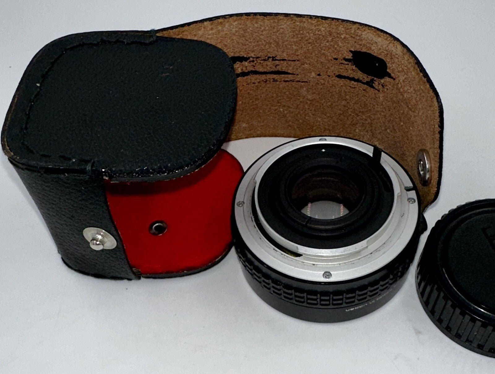 VIVITAR Automatic Tele Converter 2X - 22 Made in Japan in Original Case - AntiquesEtceteraVIVITAR Automatic Tele Converter 2X - 22 Made in Japan in Original CaseVivitarAntiquesEtcetera