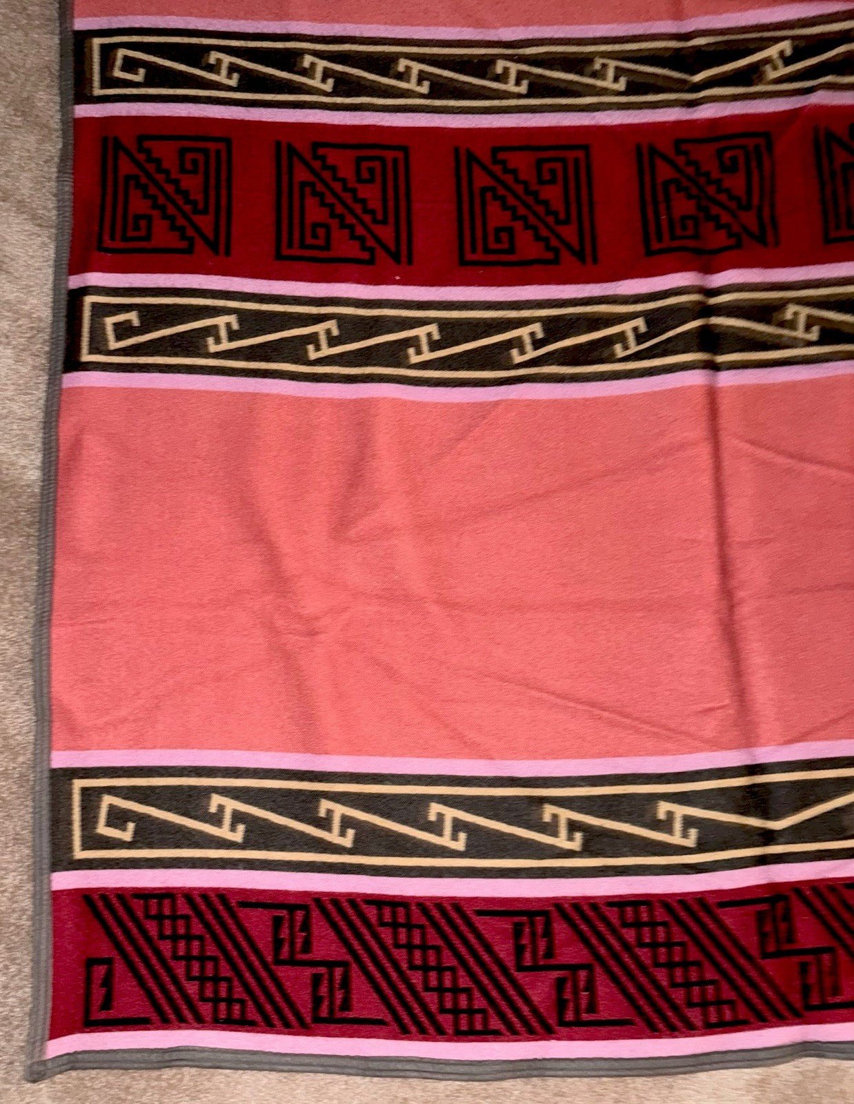 Vtg Wool Rug / Blanket Native American Style Vibrant Geometric 66 x 81 Banded - AntiquesEtceteraVtg Wool Rug / Blanket Native American Style Vibrant Geometric 66 x 81 BandedHandmadeAntiquesEtcetera