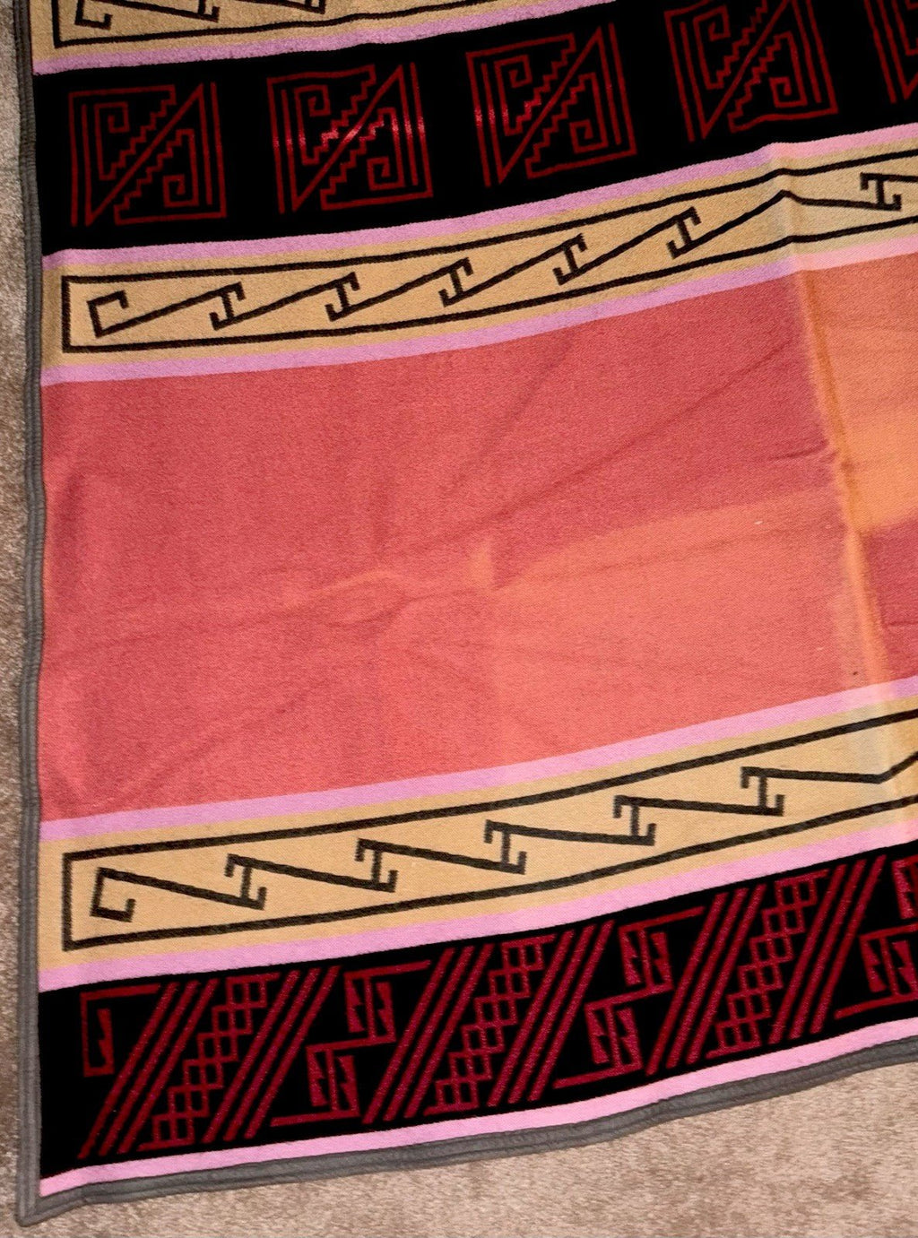 Vtg Wool Rug / Blanket Native American Style Vibrant Geometric 66 x 81 Banded - AntiquesEtceteraVtg Wool Rug / Blanket Native American Style Vibrant Geometric 66 x 81 BandedHandmadeAntiquesEtcetera