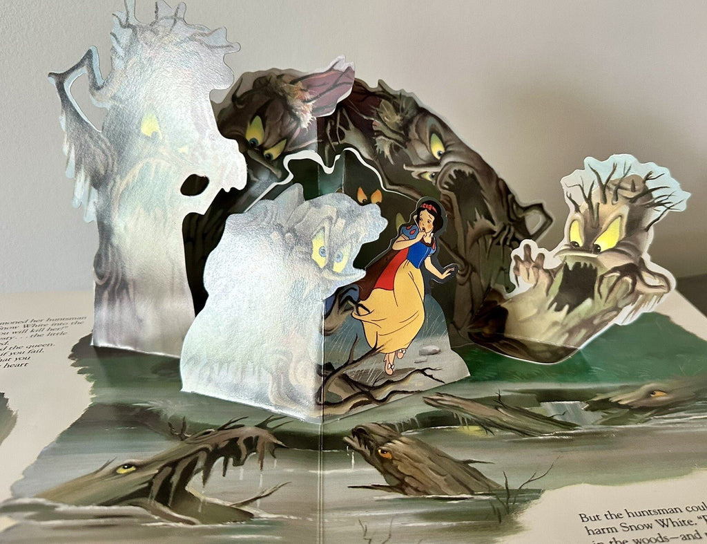 Walt Disney's Snow White and the Seven Dwarfs: Pop Up Book Hardcover 1993 - AntiquesEtceteraWalt Disney's Snow White and the Seven Dwarfs: Pop Up Book Hardcover 1993DisneyAntiquesEtcetera