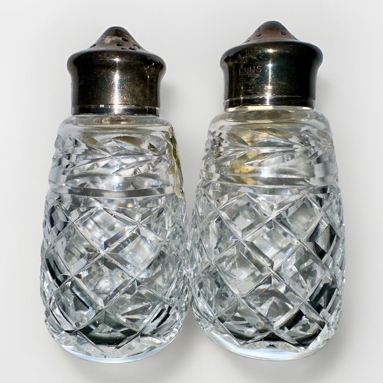 Waterford Crystal Glandore Salt & Pepper Shaker Set with EPNS Silver - Plated Lids - AntiquesEtceteraWaterford Crystal Glandore Salt & Pepper Shaker Set with EPNS Silver - Plated LidsWaterfordAntiquesEtcetera
