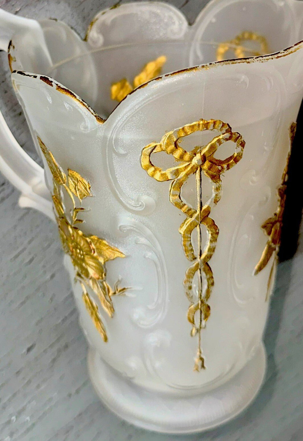Wild Rose & Bowknot Sultan OMN Pitcher Antique McKee Minnesota Glass Museum - AntiquesEtceteraWild Rose & Bowknot Sultan OMN Pitcher Antique McKee Minnesota Glass MuseumAntiquesEtceteraAntiquesEtcetera