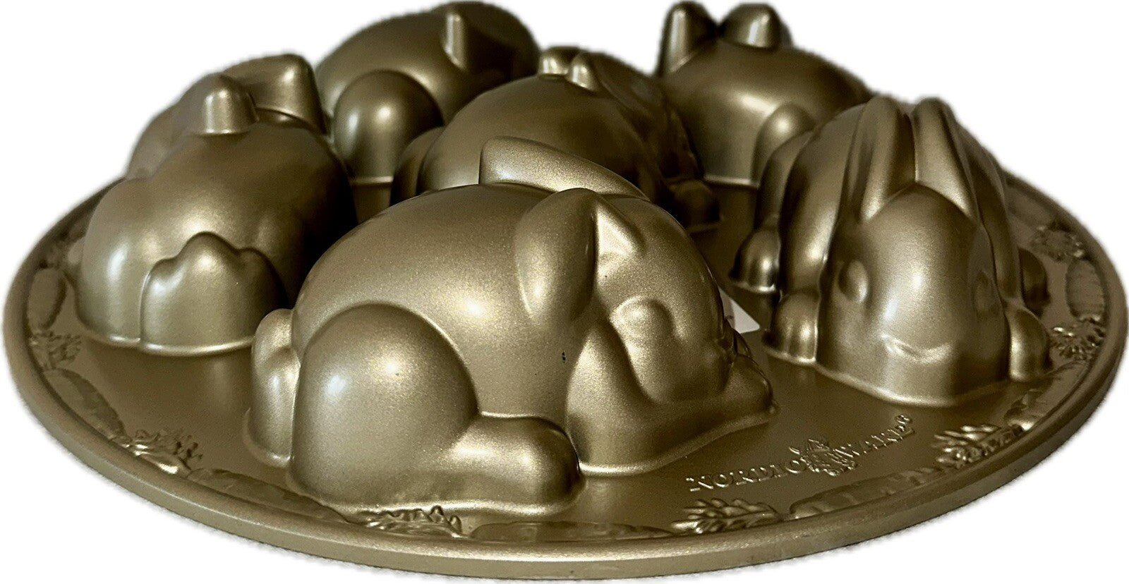 Williams Sonoma Easter Bunny & Carrots Cakelet Cake Pan Nordic Ware Goldtouch - AntiquesEtceteraWilliams Sonoma Easter Bunny & Carrots Cakelet Cake Pan Nordic Ware GoldtouchNordic WareAntiquesEtcetera