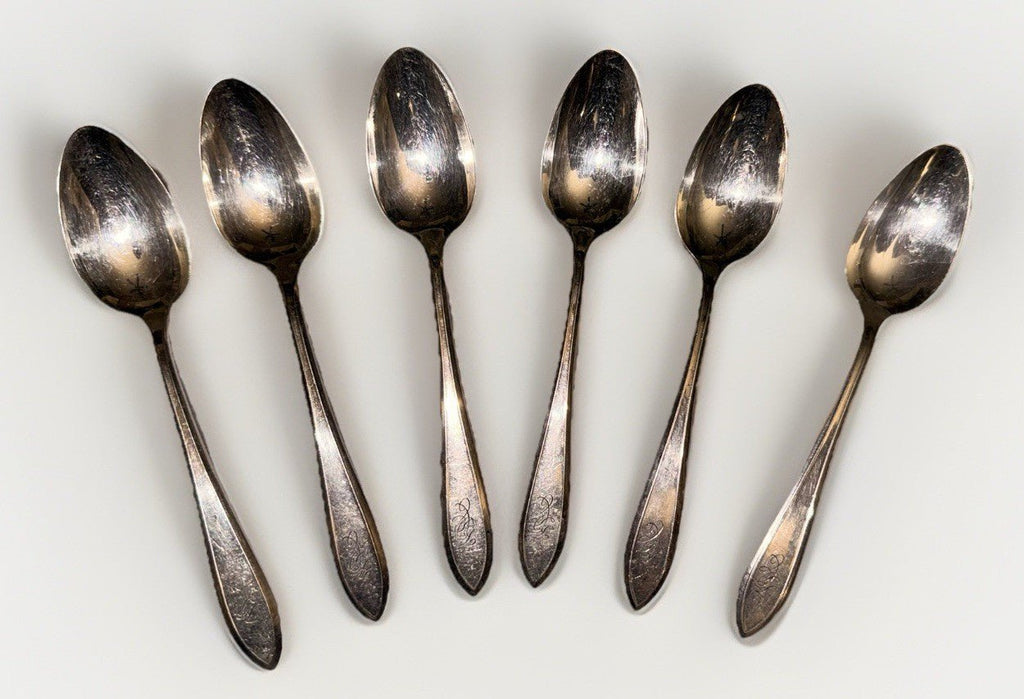 Wm Rogers X12 Pat '18 Silverplate Flatware Set Service for 6 Insico Knife Blades - AntiquesEtceteraWm Rogers X12 Pat '18 Silverplate Flatware Set Service for 6 Insico Knife BladesWm. A RogersAntiquesEtcetera