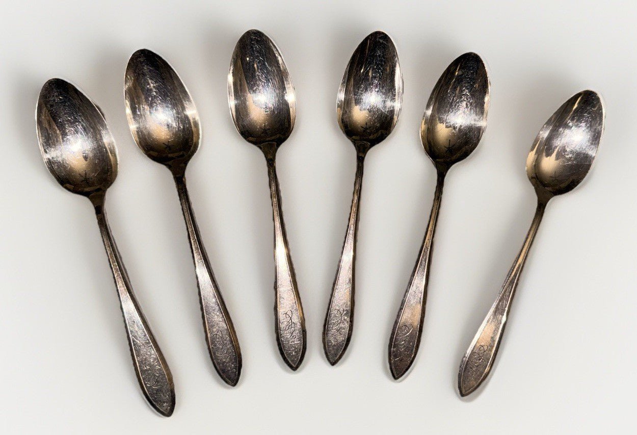 Wm Rogers X12 Pat '18 Silverplate Flatware Set Service for 6 Insico Knife Blades - AntiquesEtceteraWm Rogers X12 Pat '18 Silverplate Flatware Set Service for 6 Insico Knife BladesWm. A RogersAntiquesEtcetera