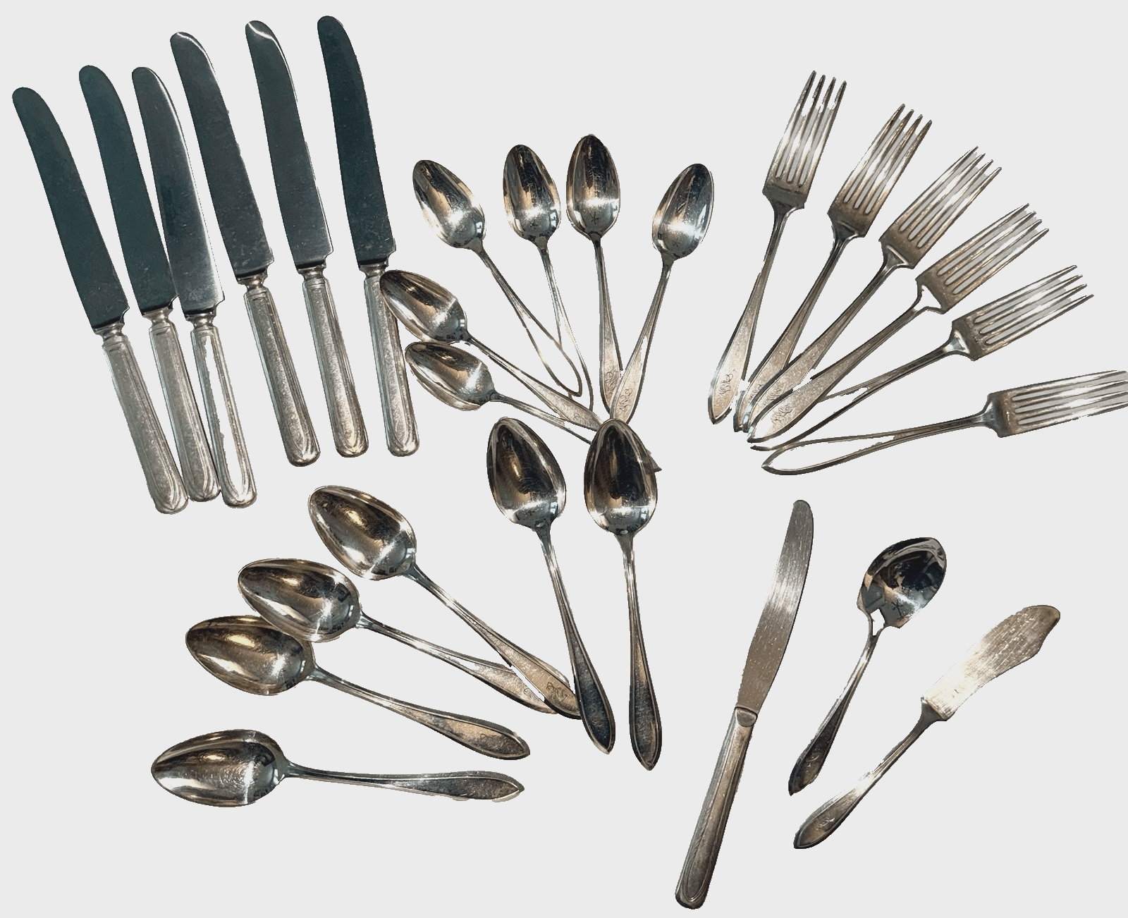 Wm Rogers X12 Pat '18 Silverplate Flatware Set Service for 6 Insico Knife Blades - AntiquesEtceteraWm Rogers X12 Pat '18 Silverplate Flatware Set Service for 6 Insico Knife BladesWm. A RogersAntiquesEtcetera