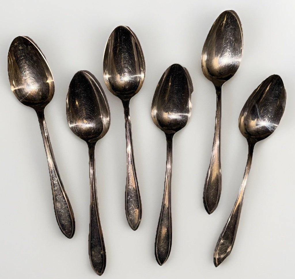 Wm Rogers X12 Pat '18 Silverplate Flatware Set Service for 6 Insico Knife Blades - AntiquesEtceteraWm Rogers X12 Pat '18 Silverplate Flatware Set Service for 6 Insico Knife BladesWm. A RogersAntiquesEtcetera